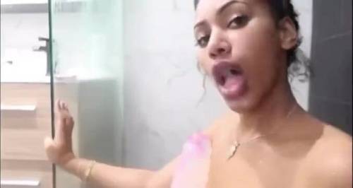 Katt Leya shower clip 3 - camstreams.tv on pornlista.com