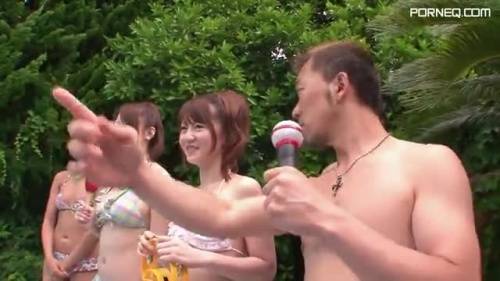 Pool side blowjob competition with many young JAV cock suckers - new.porneq.com on pornlista.com