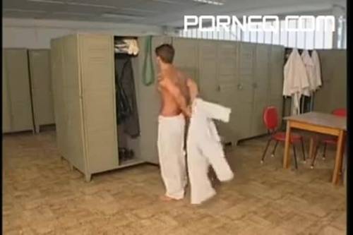 Three sports gays are having unbelievable sex together - new.porneq.com on pornlista.com
