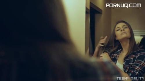 [TeenFidelity] Shyla Ryder (Daddys Surprise 12 02 16) rq - new.porneq.com on pornlista.com