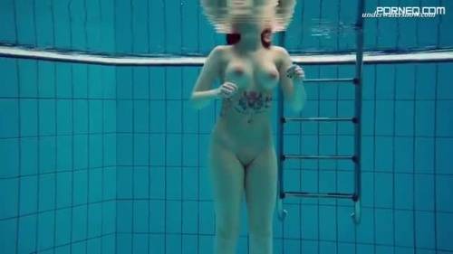 Dashka a sexy gal in lingerie shows her hot tits swimming underwater - new.porneq.com on pornlista.com