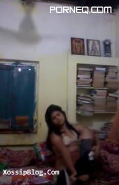 Indian 18 Horny Desi Indian Student Cute Sunny Nude Fingering Selfie MMS Leaked Scandal - new.porneq.com - India on pornlista.com