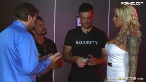 Tricky security guards in a club find a way to fuck Britney Shannon - new.porneq.com on pornlista.com