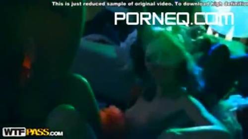 Hot girl squirting in front of everyone Sex Video - new.porneq.com on pornlista.com