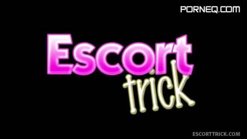 Blond Escort Zoe Holiday Gives Crazy Road Head! - new.porneq.com on pornlista.com