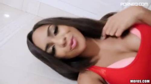 EbonySexTapes Nicole Bexley BF Tit Fucks Big Booty Teen 12 02 2017 1k - new.porneq.com on pornlista.com